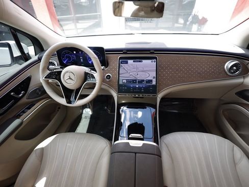 Used 2023 Mercedes-Benz EQS 450+ SUV image 23