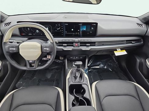 New 2025 Kia K4 GT-Line Turbo image 21