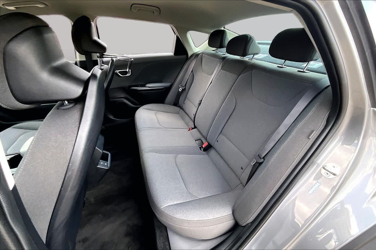Used 2025 Kia K4 FWD image 21