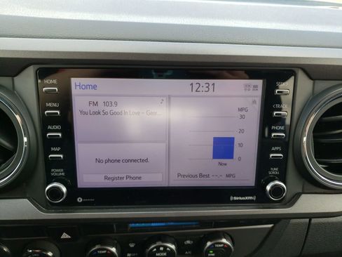 Used 2023 Toyota Tacoma TRD Sport image 18