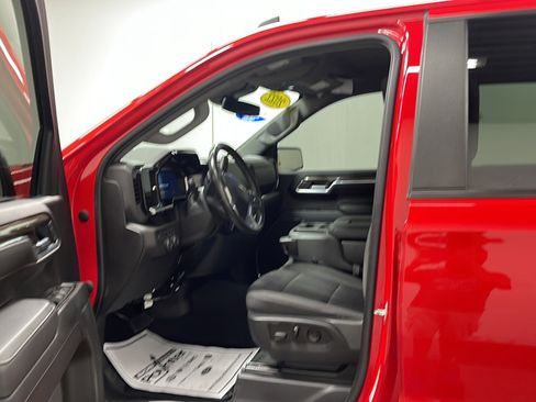 Used 2022 Chevrolet Silverado 1500 LT w/ LPO, Dark Essentials Package AWD/4WD image 2