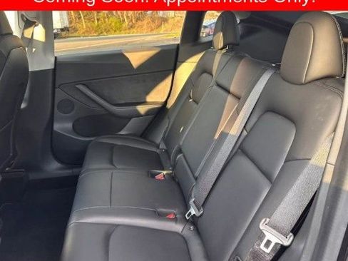 Used 2021 Tesla Model Y Long Range image 4