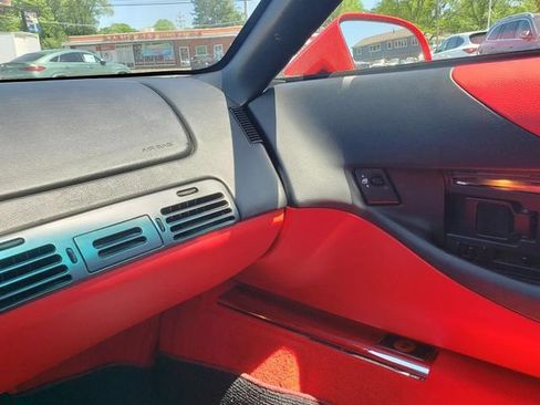 Used 1994 Chevrolet Corvette Coupe RWD image 15