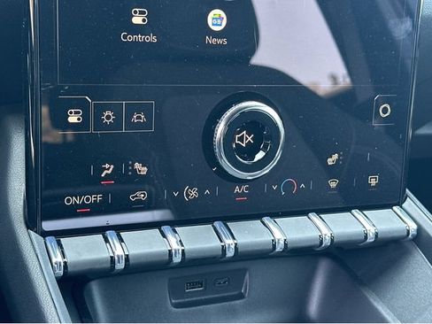 New 2026 GMC Terrain Elevation w/ LPO, Floor Liner Package FWD image 26