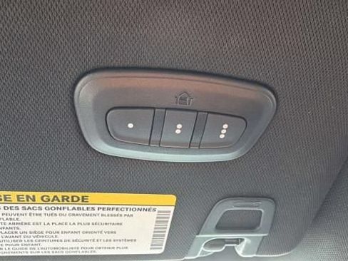 Used 2022 Jeep Grand Cherokee Overland AWD/4WD image 36