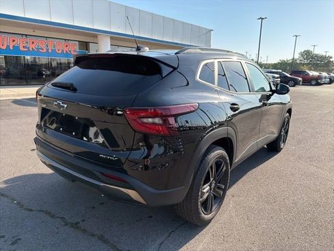 Used 2026 Chevrolet Trax ACTIV w/ Driver Confidence Package image 4