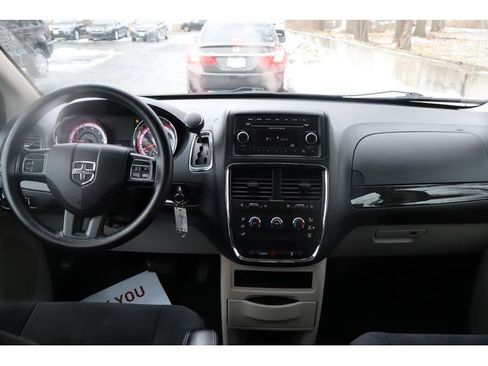 Used 2015 Dodge Grand Caravan American Value Package image 8