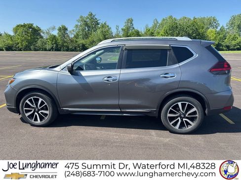 Used 2019 Nissan Rogue SL w/ Premium Package AWD/4WD image 7