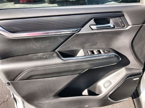 New 2026 GMC Acadia Elevation image 13