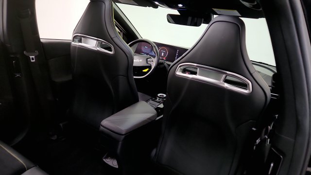 Used 2023 Kia EV6 GT AWD/4WD image 44