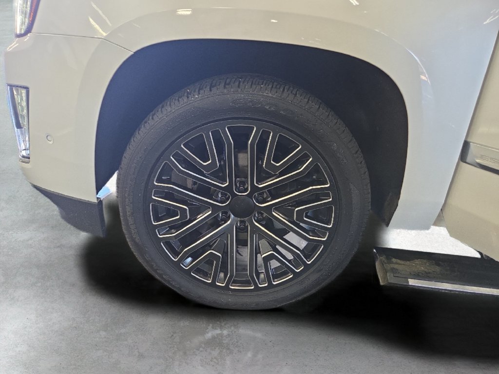 Used 2020 Cadillac Escalade Platinum AWD/4WD image 52