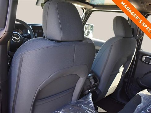 New 2025 Jeep Gladiator Sport image 14