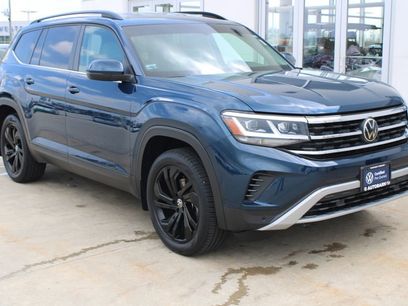 Certified 2023 Volkswagen Atlas SE w/ Black Wheel Package