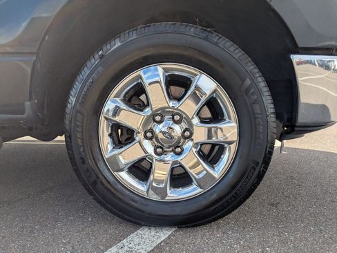 Used 2013 Ford F150 XLT w/ XLT Chrome Pkg image 10