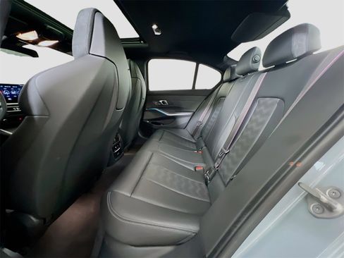 Used 2024 BMW M3 Competition w/ Executive Package image 25