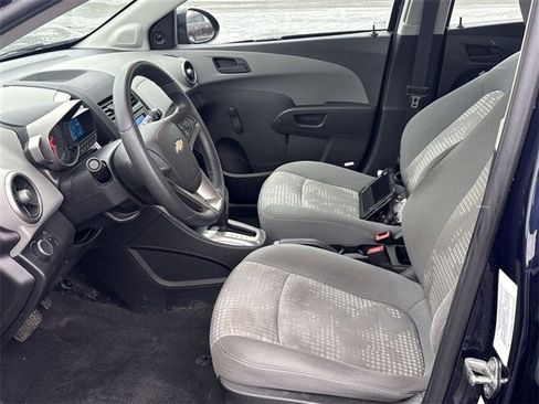 Certified 2015 Chevrolet Sonic LS image 16