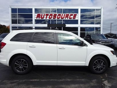 Used 2018 Dodge Journey SE w/ Blacktop Package