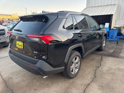 Used 2024 Toyota RAV4 XLE image 5