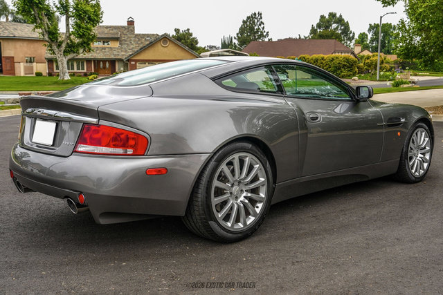 Used 2002 Aston Martin Vanquish RWD image 8