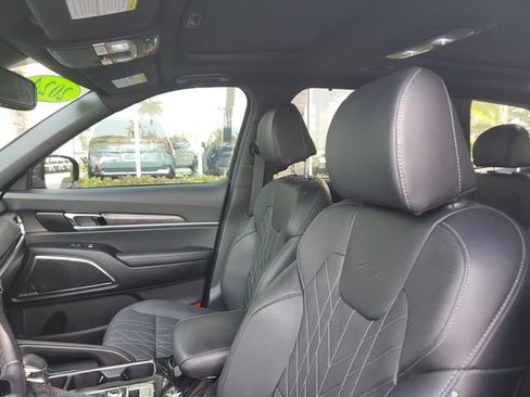 Certified 2024 Kia Telluride SX X-Pro AWD/4WD image 16