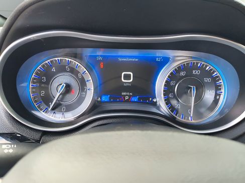 Used 2021 Chrysler 300 S image 17