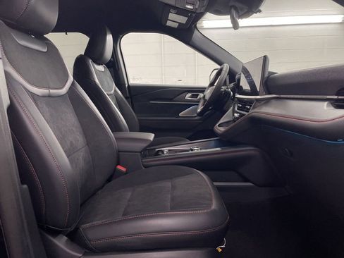 New 2025 Ford Explorer ST image 21