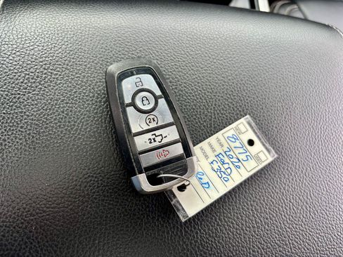 Used 2020 Ford F350 Lariat AWD/4WD image 34