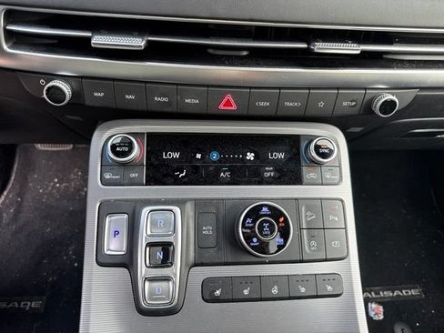 Used 2024 Hyundai Palisade Calligraphy AWD/4WD image 31