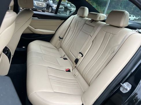 Used 2020 BMW 530i w/ Convenience Package image 18