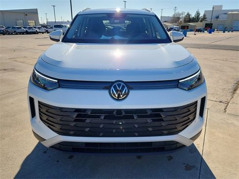 New 2026 Volkswagen Tiguan S image 7