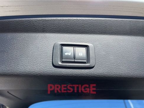 Used 2024 Mitsubishi Outlander SE image 18