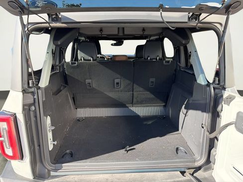 Used 2024 Ford Bronco Outer Banks AWD/4WD image 14