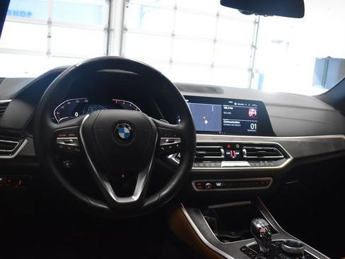 Used 2019 BMW X5 xDrive40i w/ Convenience Package AWD/4WD image 23