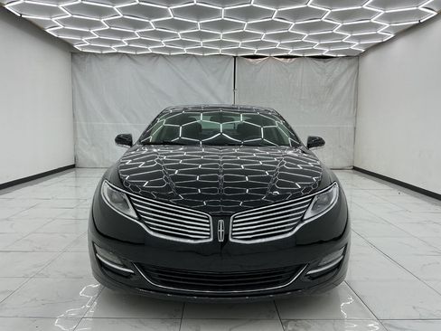 Used 2014 Lincoln MKZ AWD w/ Equipment Group 102A Reserve image 5