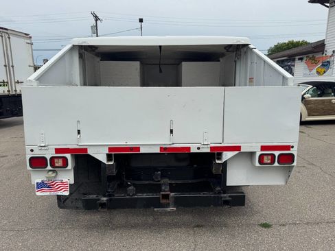 Used 2012 Ford E-450 and Econoline 450 Super Duty image 7