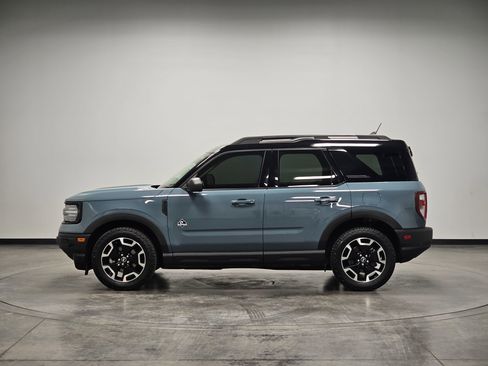 Used 2021 Ford Bronco Sport Outer Banks w/ Outer Banks Package (96D) AWD/4WD image 5