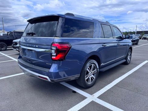 Used 2023 Ford Expedition Max Limited RWD image 3