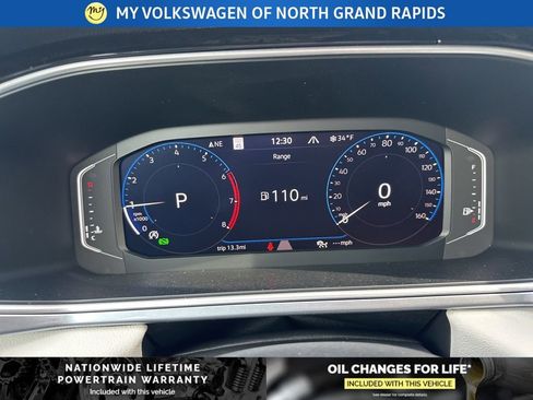 New 2026 Volkswagen Taos SEL image 21