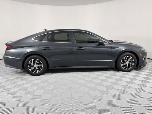 Used 2023 Hyundai Sonata Blue FWD image 8