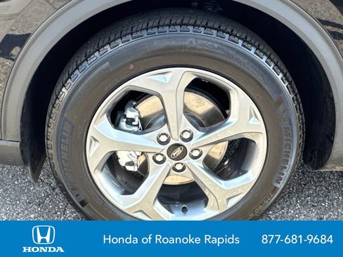 Used 2025 Ford Escape ST-Line FWD image 11