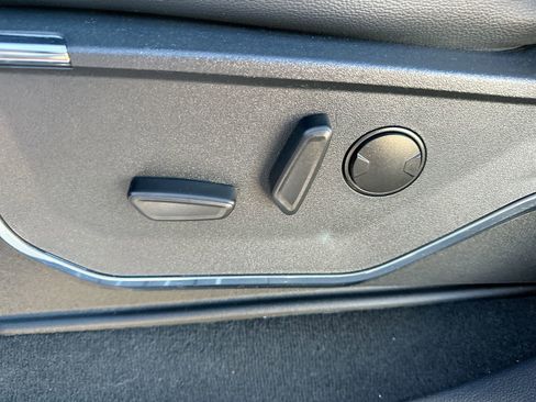 Used 2024 Ford F250 Lariat w/ Lariat Ultimate Package image 12