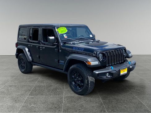 Used 2023 Jeep Wrangler Unlimited AWD/4WD image 7