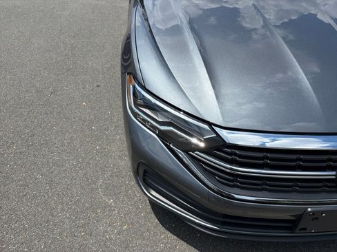 Used 2023 Volkswagen Jetta SE w/ Panoramic Sunroof Package FWD image 24