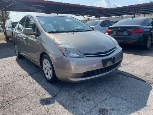 Used 2007 Toyota Prius Touring image 2
