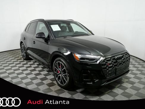 Used 2023 Audi SQ5 Prestige w/ Prestige Package image 1