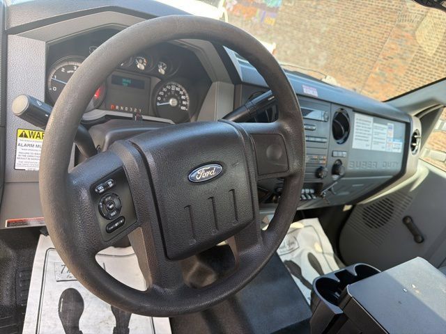 Used 2013 Ford F450 XL w/ Snow Plow Prep Pkg RWD image 13