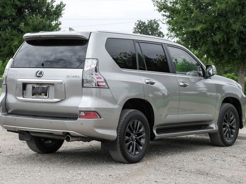 Used 2022 Lexus GX 460 Premium AWD/4WD image 9
