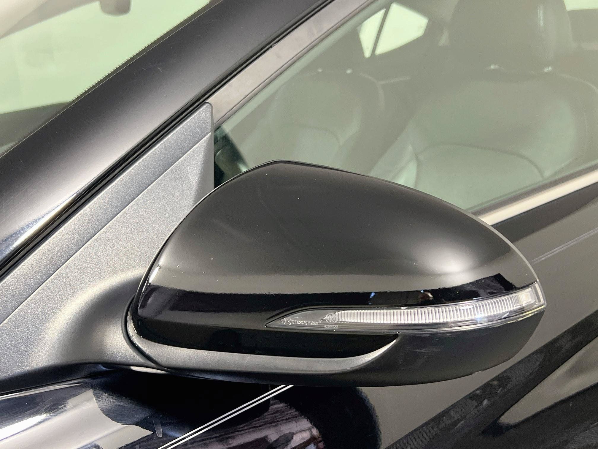 Used 2019 Hyundai Elantra Limited w/ Cargo Package FWD image 12