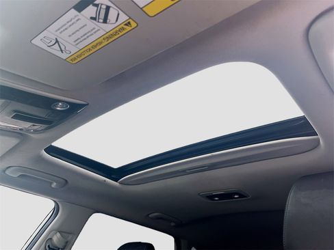 Used 2023 Kia Seltos EX image 22