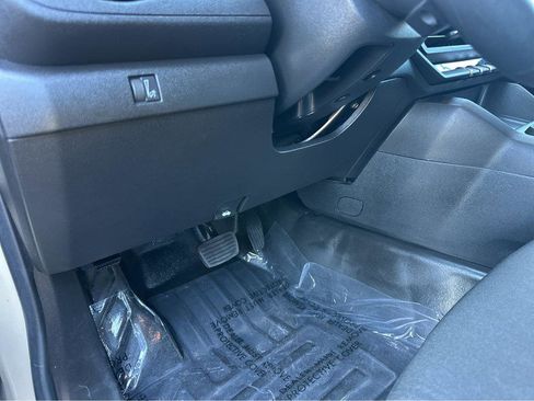 Used 2023 Chevrolet Colorado W/T image 29